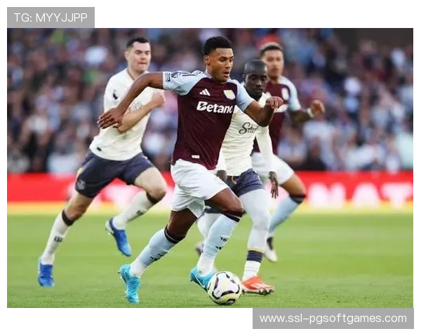 维拉vs埃弗顿,主场六连胜战绩助维拉争冠